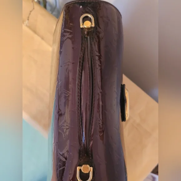 Louis Vuitton
Vernis Mirada Rouge Fauviste - Picture 10 of 15